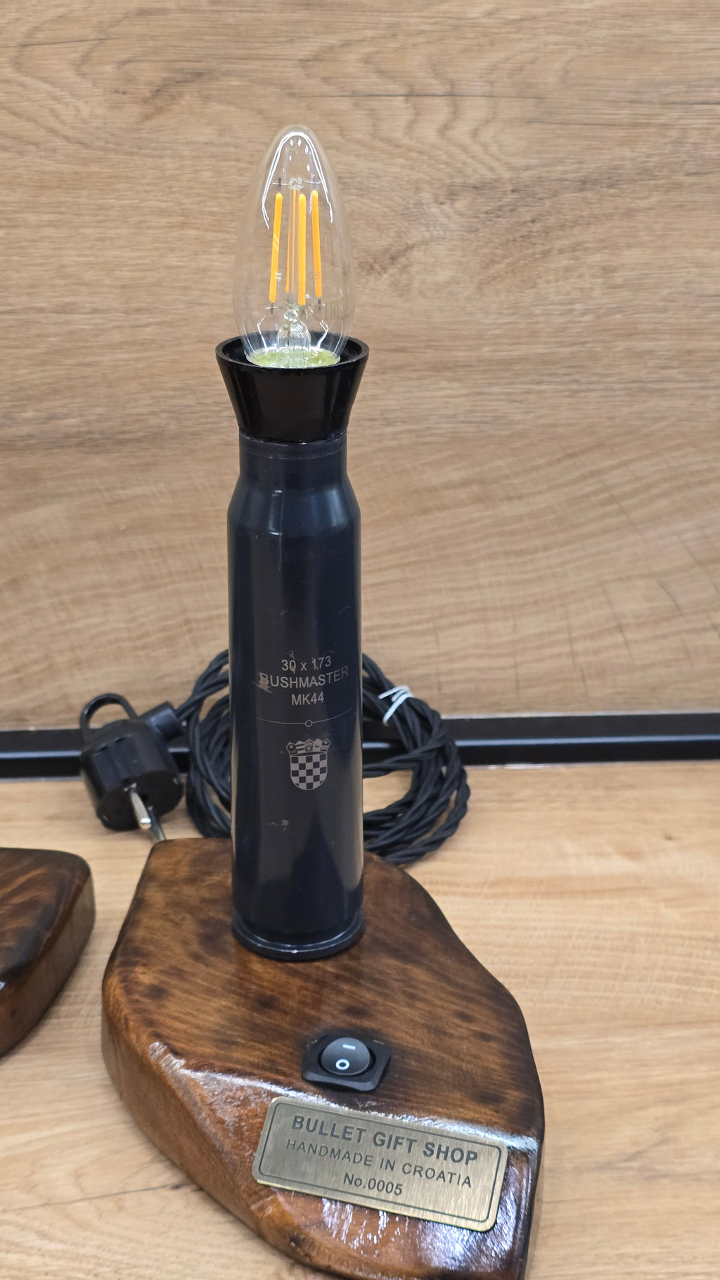 Stolna Lampa Bushmaster Mk44